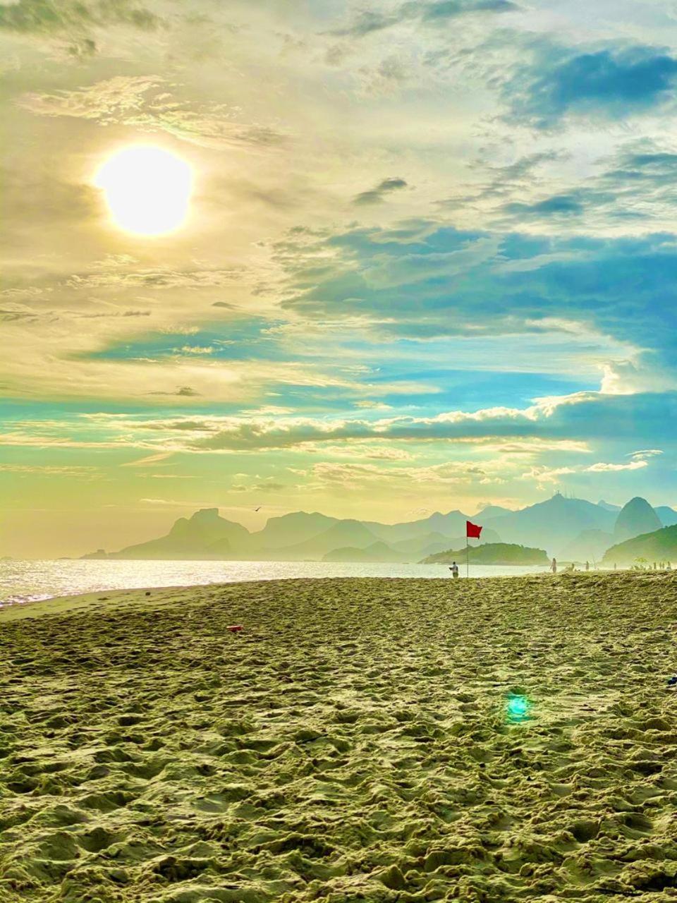 Excelente Apartamento Na Praia De Piratininga Com Vista Mar Niteroi Exterior photo